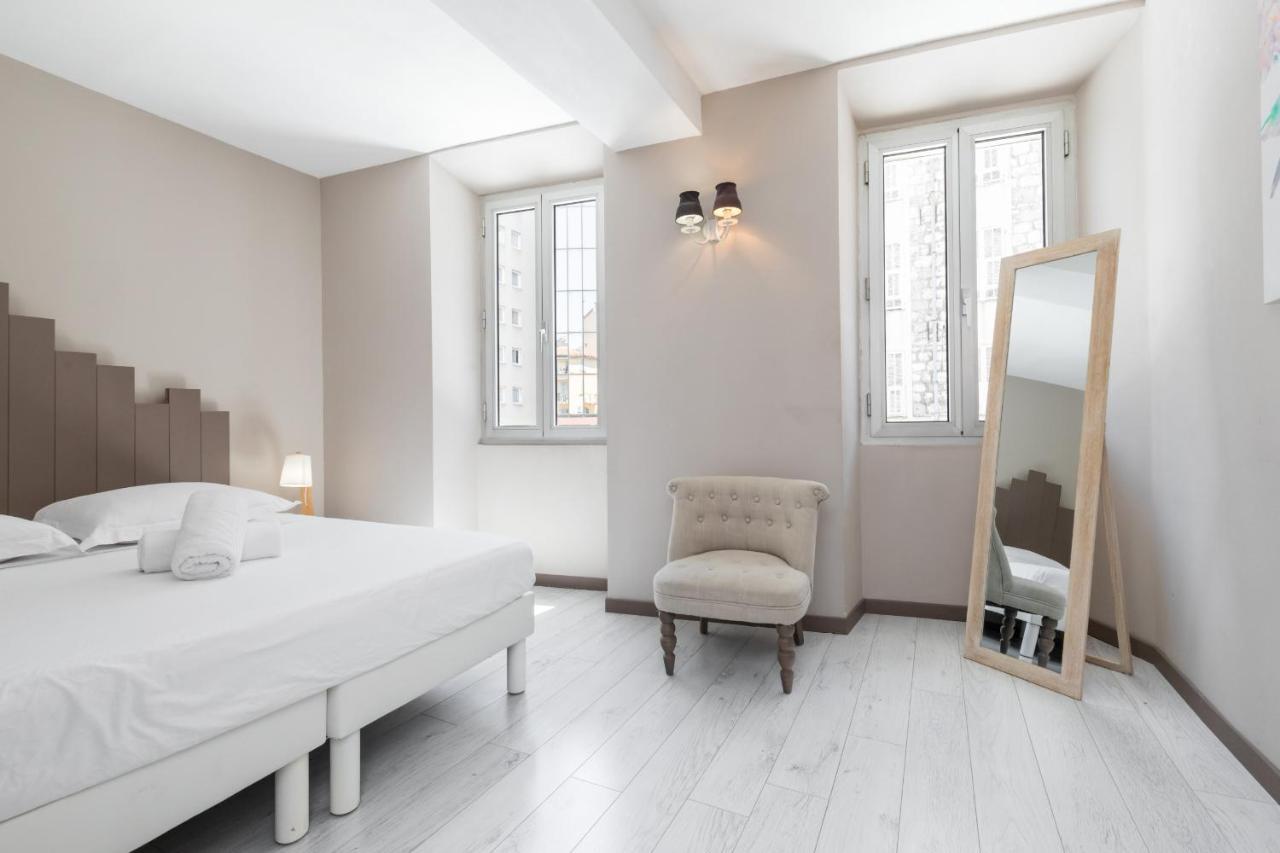 Amazing 3 Bdrs And Garden Place Du Pin Parking ! Nice Exterior photo