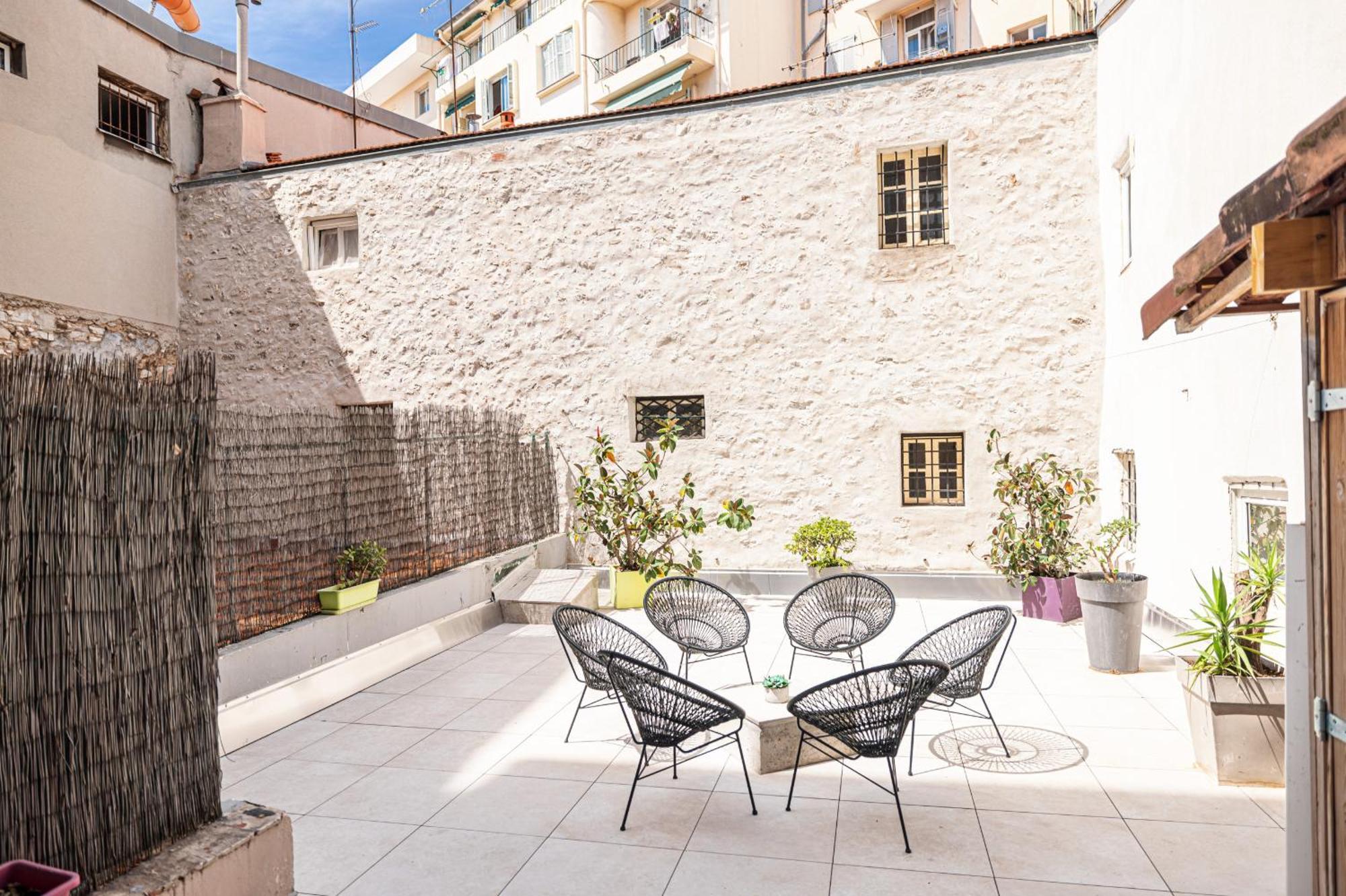 Amazing 3 Bdrs And Garden Place Du Pin Parking ! Nice Exterior photo